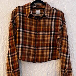 RVCA Woman's Cropped Button Down